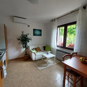 Gina Labin (Istria)