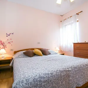 Gracijela Near Rabac Apartament